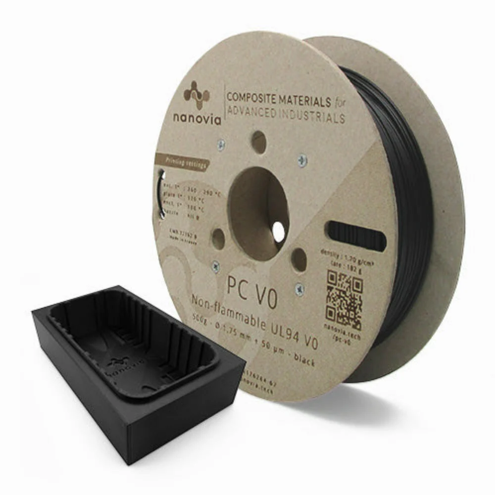 Nanovia - PC V0 UL-94 (ininflammable) - Noir (black) - 1,75 mm - 500 g Nanovia - PC V0 UL-94 (ininflammable) - Noir (black) - 1,75 mm - 500 g